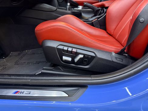 Used 2018 BMW M3 w/ Executive Package RWD image 18