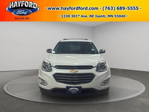 Used 2017 Chevrolet Equinox Premier w/ Enhanced Convenience Package AWD/4WD image 6