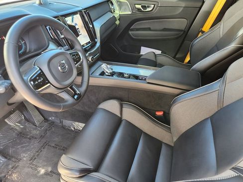 Used 2024 Volvo XC60 T8 Polestar image 7