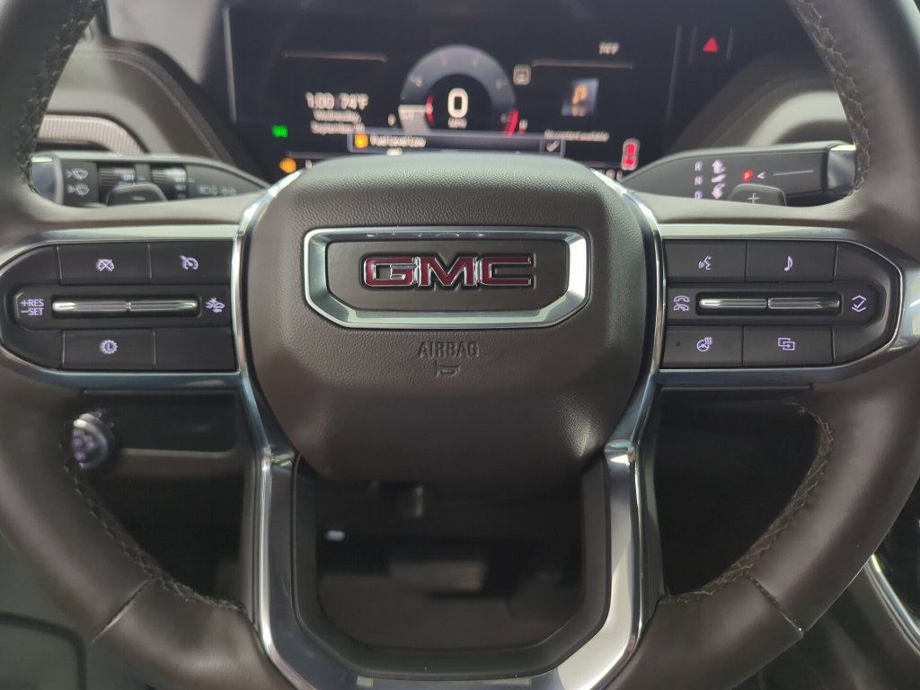 Used 2025 GMC Yukon Elevation AWD/4WD image 16