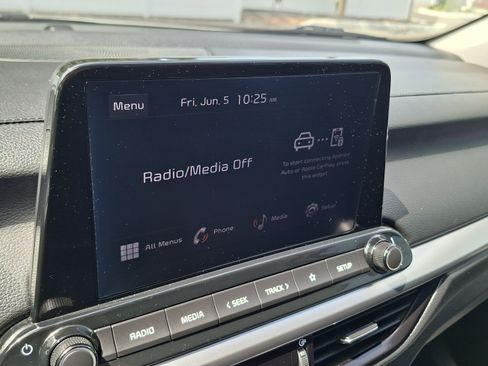 Used 2024 Kia Forte LXS FWD image 14