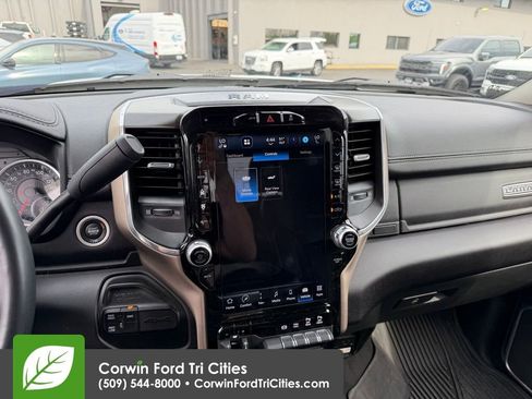 Used 2023 RAM 2500 Laramie AWD/4WD image 3