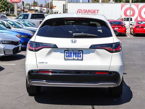 Used 2026 Honda HR-V EX-L image 12