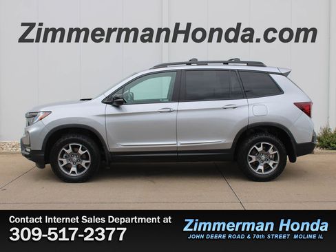 Certified 2022 Honda Passport TrailSport image 24