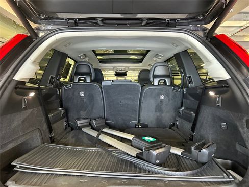 Certified 2024 Volvo XC90 B6 Plus w/ Protection Package Premier image 24