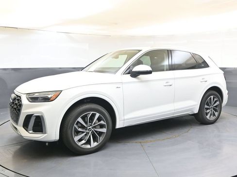 Used 2023 Audi Q5 2.0T Premium Plus AWD/4WD image 2