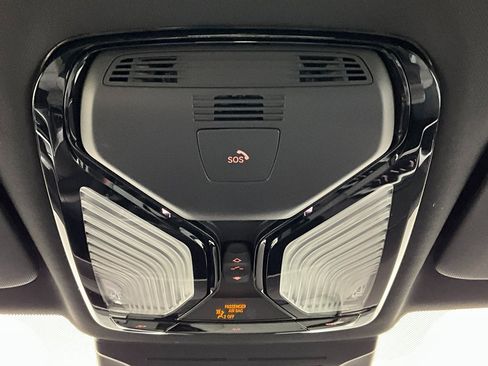 Used 2026 BMW X5 M60i w/ M Sport Professional Package image 13