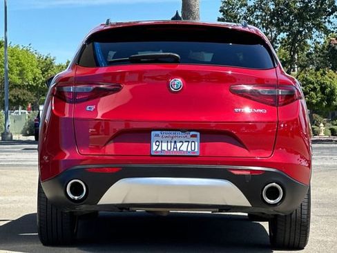 Used 2018 Alfa Romeo Stelvio Ti Sport AWD/4WD image 6