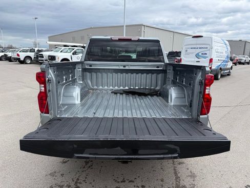 Used 2024 Chevrolet Silverado 1500 LT image 21