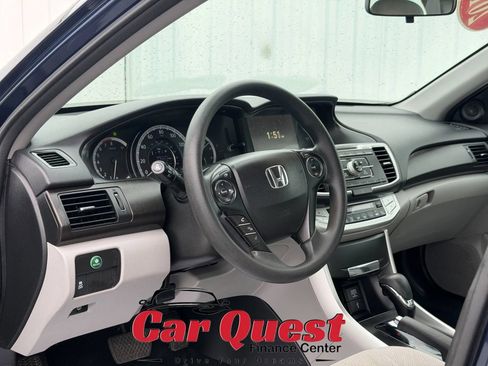 Used 2014 Honda Accord EX image 10