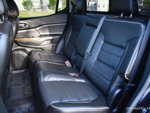 Used 2017 GMC Acadia Denali w/ Technology Package image 15