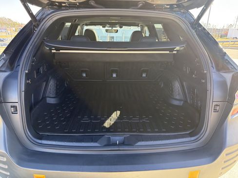 Used 2022 Subaru Outback Wilderness image 32
