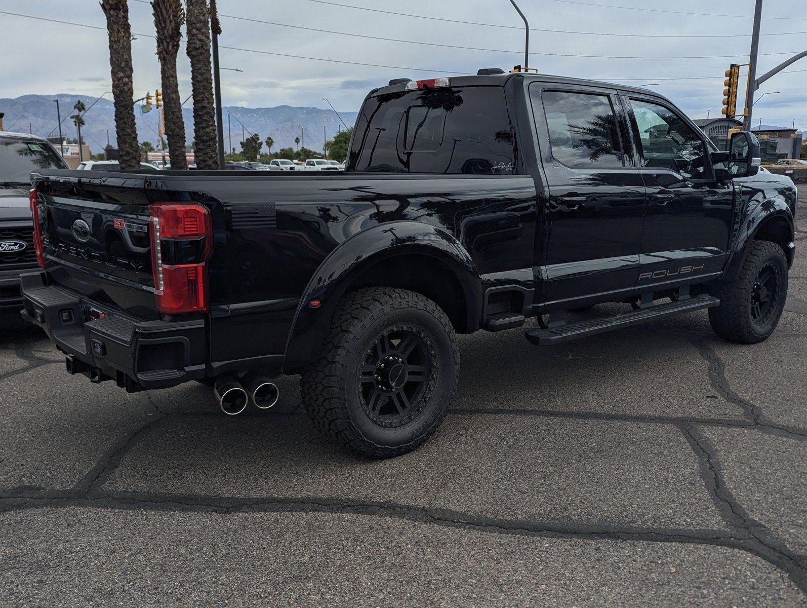 New 2026 Ford F250 Lariat w/ Black Appearance Package AWD/4WD image 2