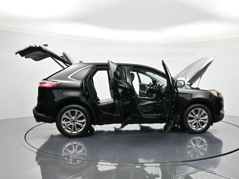 Used 2024 Ford Edge Titanium image 47