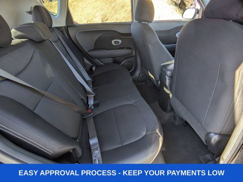 Used 2018 Kia Soul w/ Convenience Package image 16