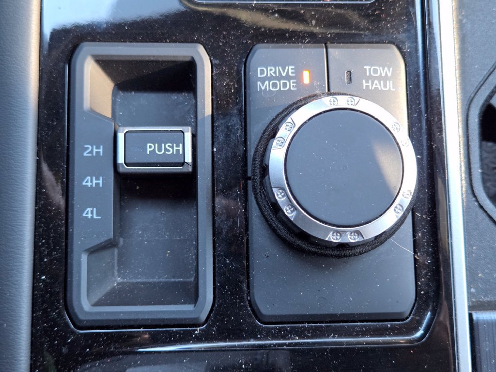 Used 2023 Toyota Sequoia Platinum AWD/4WD image 15