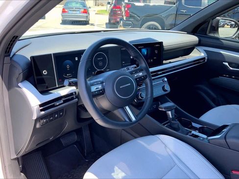 Used 2025 Hyundai Santa Cruz Limited AWD/4WD image 18