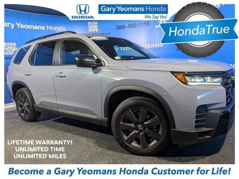 Used 2026 Honda Pilot Sport image 1