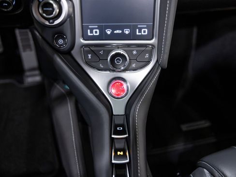 Used 2022 McLaren 720S Spider image 48