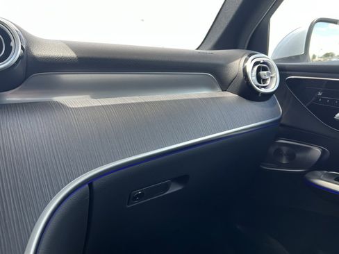 Certified 2025 Mercedes-Benz GLC 300 4MATIC image 20