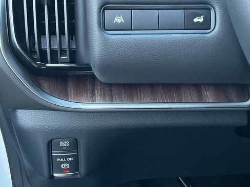 New 2026 Nissan Armada SL image 32