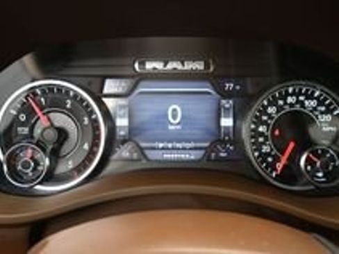 Used 2023 RAM 2500 Laramie AWD/4WD image 13