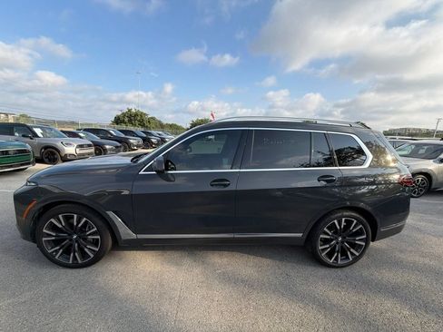 Certified 2026 BMW X7 xDrive40i AWD/4WD image 2