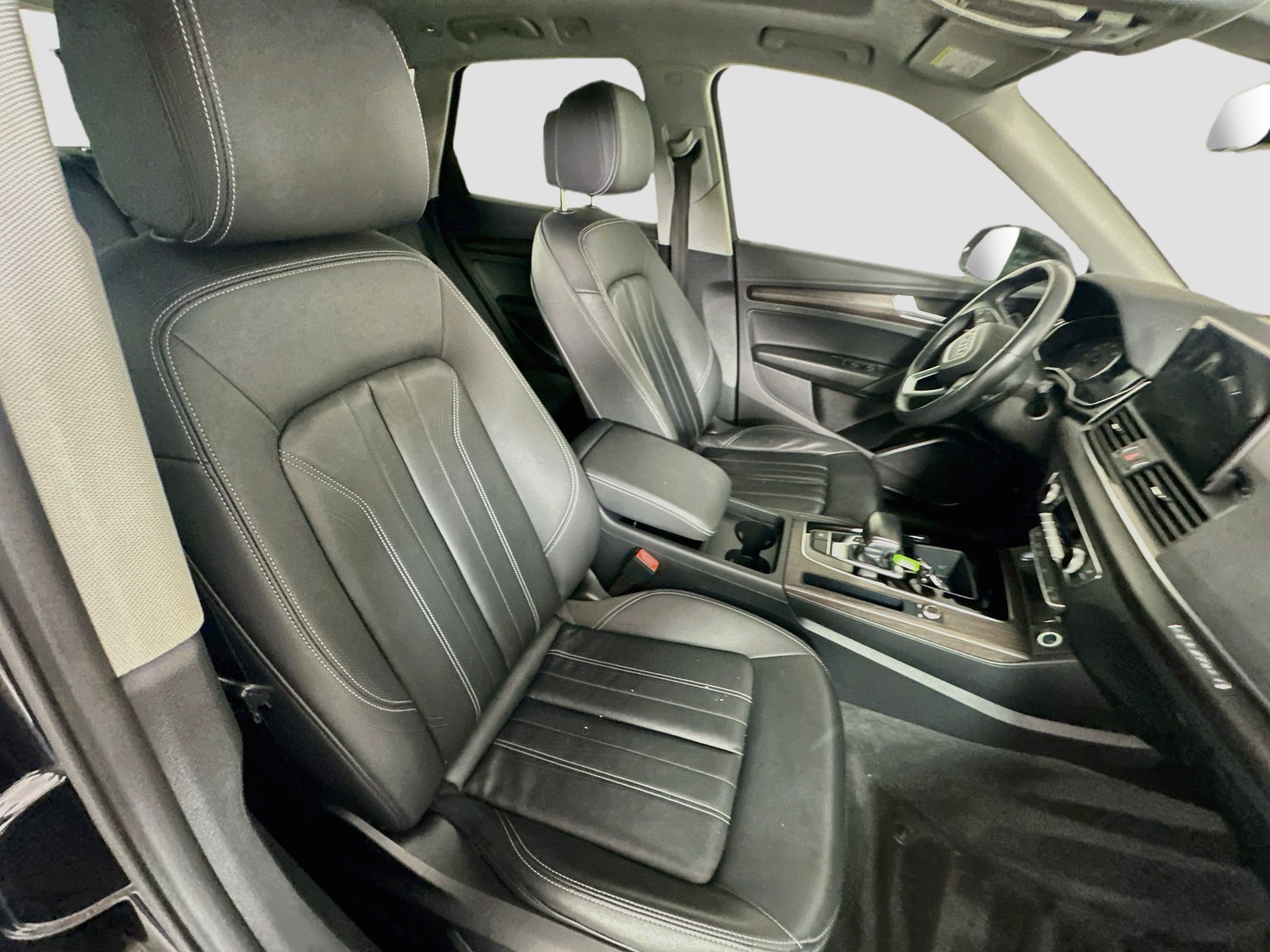 Used 2023 Audi Q5 2.0T Premium w/ Convenience Package AWD/4WD image 32