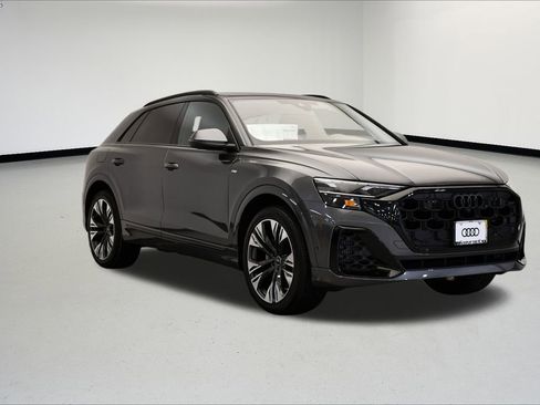 New 2026 Audi Q8 Premium Plus image 7