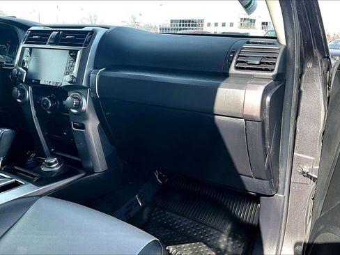 Used 2023 Toyota 4Runner SR5 Premium image 15