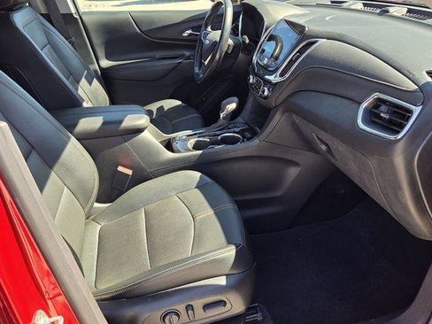 Used 2023 Chevrolet Equinox Premier image 15
