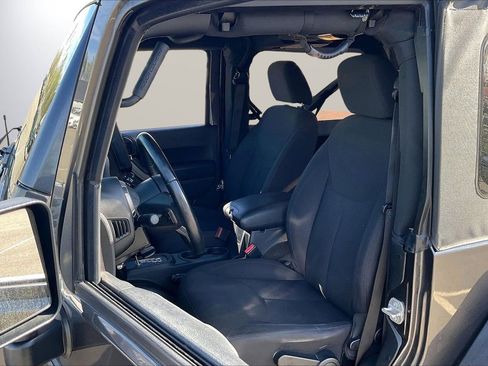 Certified 2018 Jeep Wrangler Sport image 19