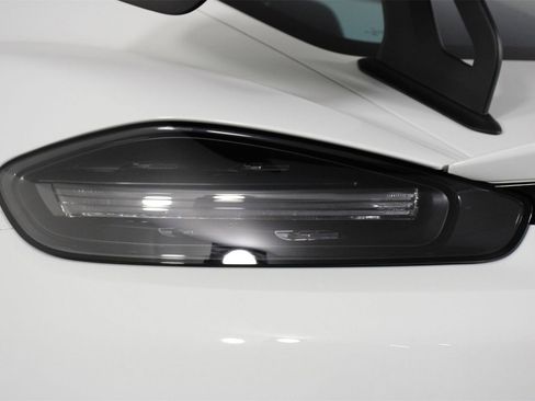 Used 2024 Porsche 718 Cayman GT4 RS image 19