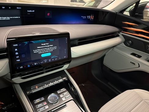 New 2026 Lincoln Nautilus Reserve w/ Jet Appearance Package AWD/4WD image 24