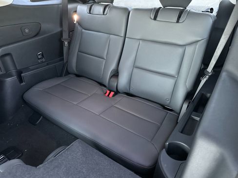 New 2026 Ford Explorer Active w/ Active Comfort Package image 17