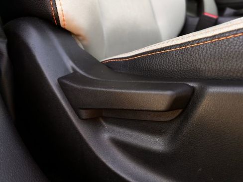 Used 2017 Subaru Crosstrek 2.0i Limited image 29