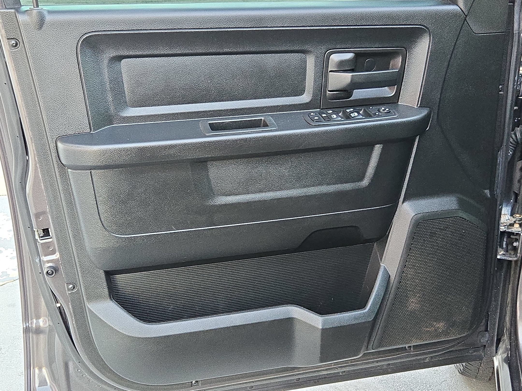 Used 2019 RAM 1500 Tradesman w/ Chrome Plus Package RWD image 20