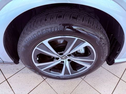 Used 2024 Lexus RX 350 Premium w/ Accessory Package (Z1) image 17