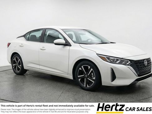 Used 2025 Nissan Sentra SV image 1