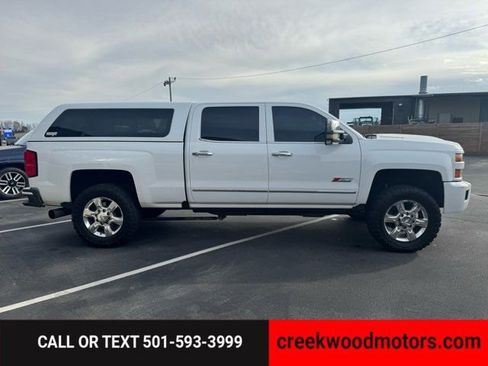 Used 2019 Chevrolet Silverado 2500 LTZ w/ Duramax Plus Package image 7