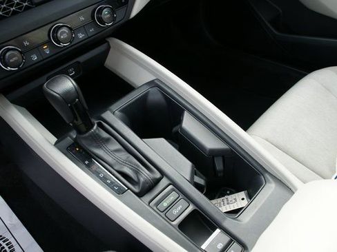 Used 2023 Honda Accord EX image 21