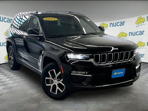 Used 2024 Jeep Grand Cherokee Limited AWD/4WD image 1