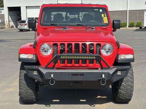 Used 2022 Jeep Gladiator Sport AWD/4WD image 8