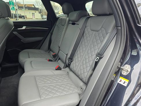 Used 2018 Audi SQ5 Prestige w/ Prestige Package AWD/4WD image 12