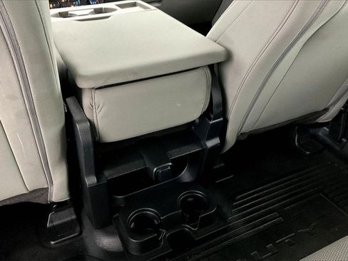 Used 2020 Ford F350 XL w/ Power Equipment Group image 11