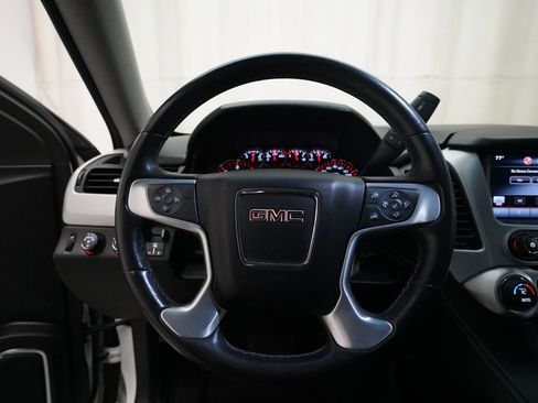 Used 2015 GMC Yukon XL SLE w/ Convenience Package AWD/4WD image 4
