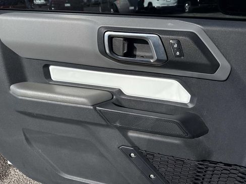 Used 2022 Ford Bronco 2-Door w/ Sasquatch Package image 14