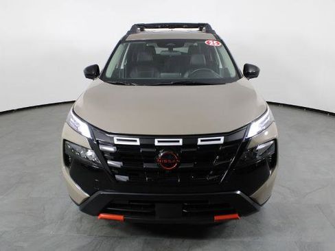 Certified 2025 Nissan Rogue SV AWD/4WD image 14