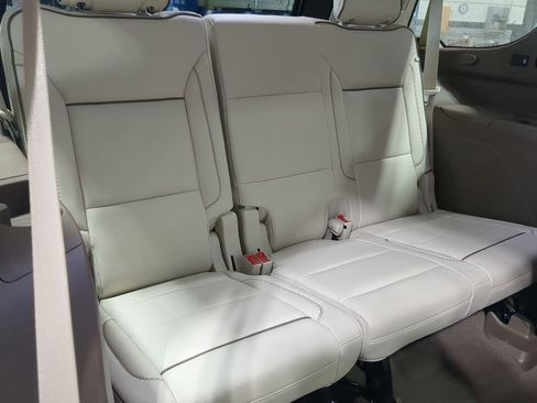 Used 2023 GMC Yukon Denali image 31