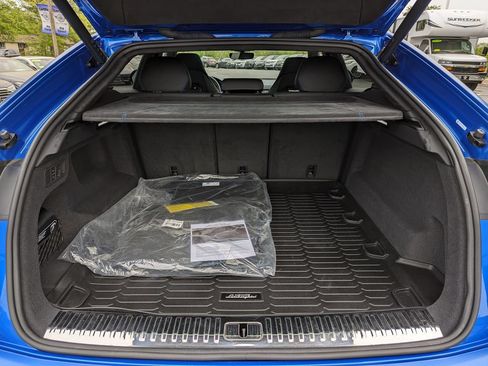 Used 2021 Lamborghini Urus AWD/4WD image 52